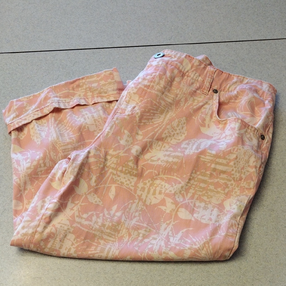 18W Bandolino Cropped Pants